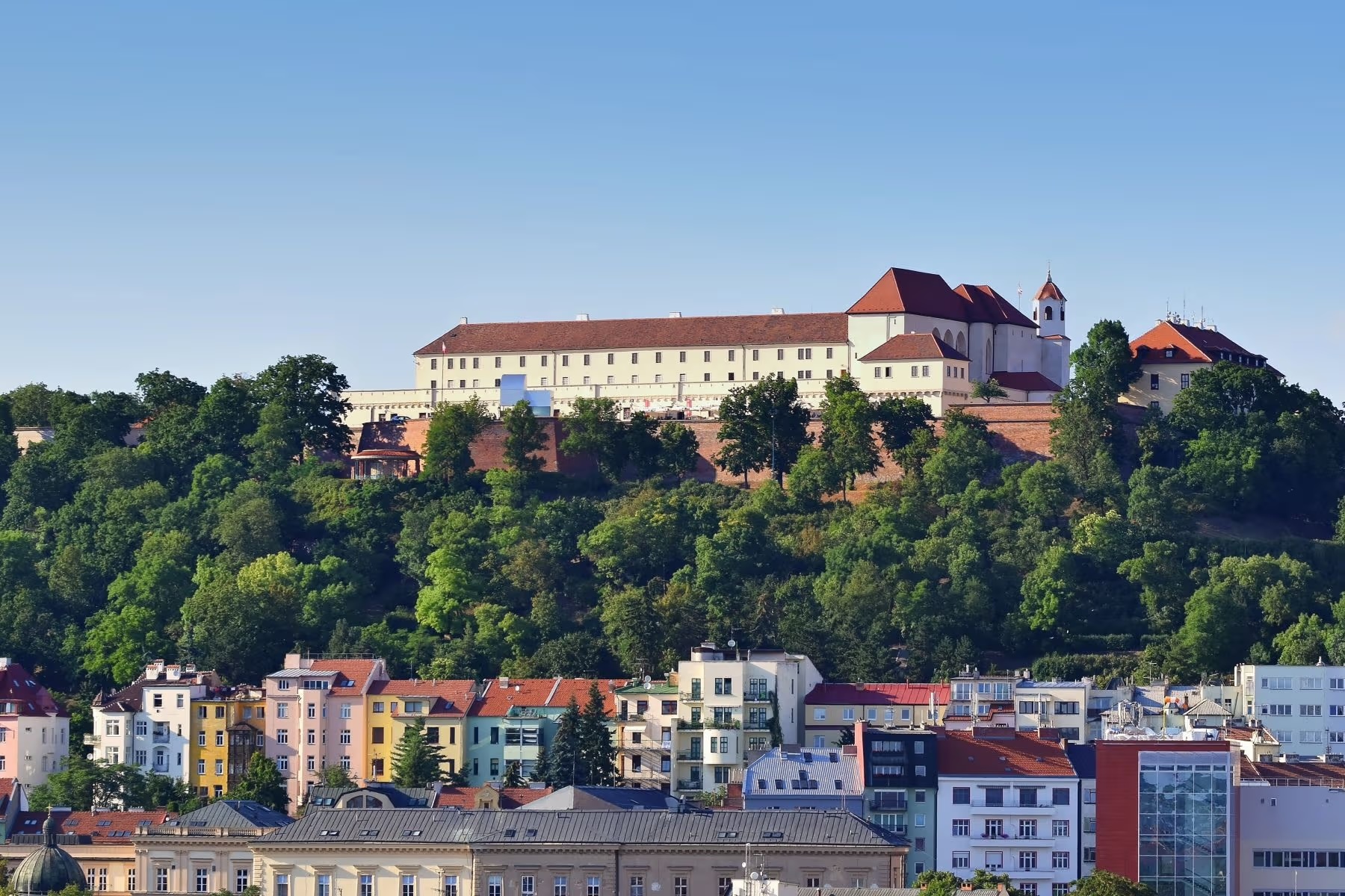 Найбільш знакові події на зарубіжному ринку нерухомості за 2024 рік